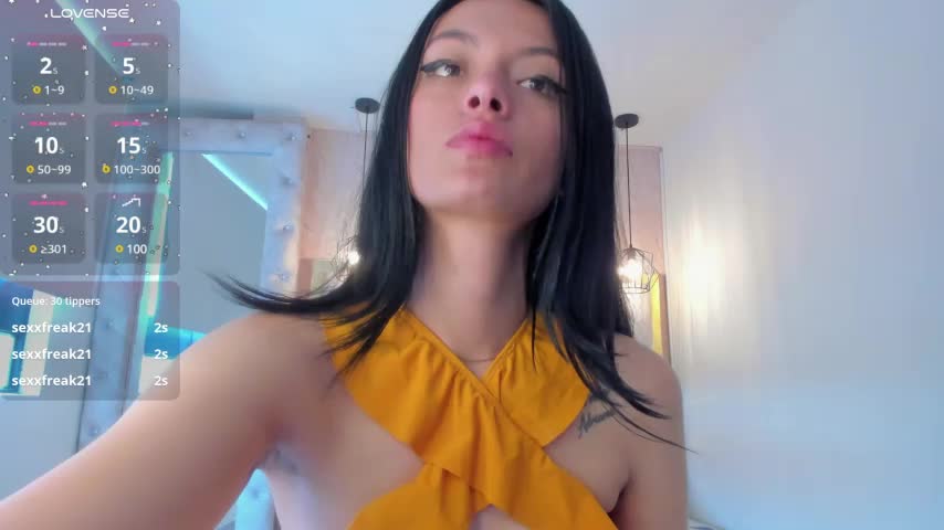 Live sex webcam photo for dasha_002 #133208778